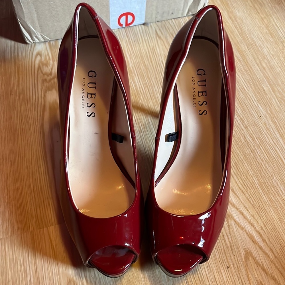 Guess open toe high heel pumps size 6